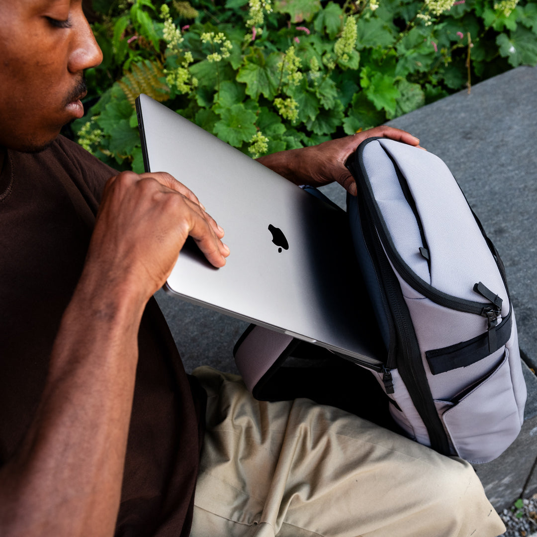 Luma Camera Pack 18L