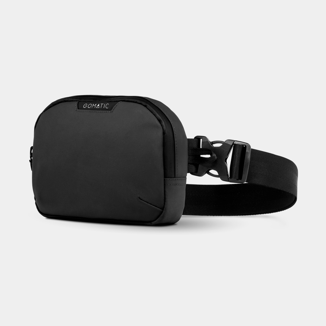 Gomatic Access Sling Black Angle Front View#color_black