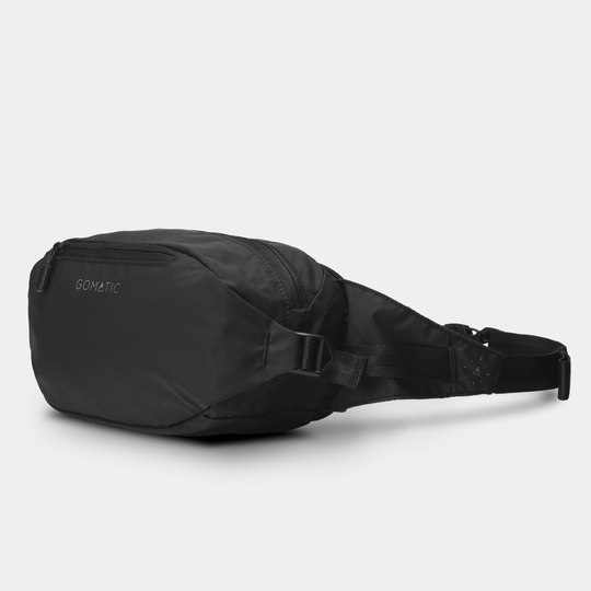 Gomatic Navigator Collapsible Sling 3L Black Front Angle View With Straps