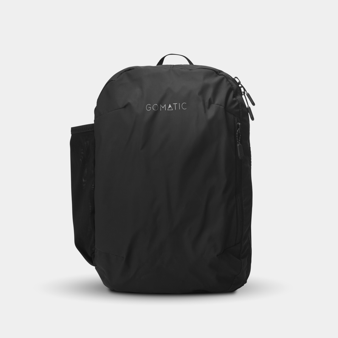 Nomatic Navigator Collapsible Sling 6L Black Front View