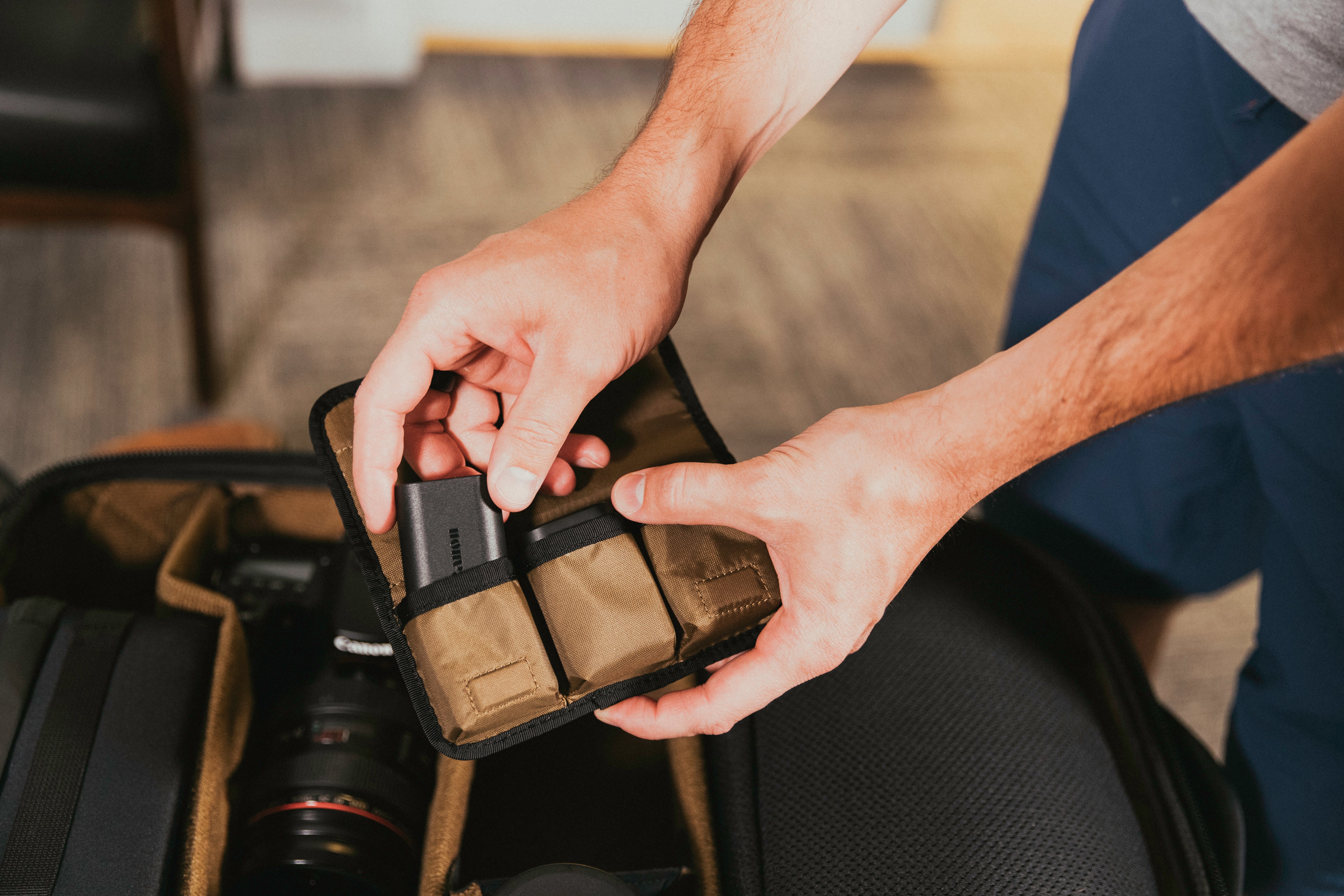 McKinnon Battery Case - Holds 3 Batteries