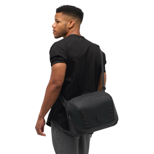 McKinnon Camera Messenger 13L