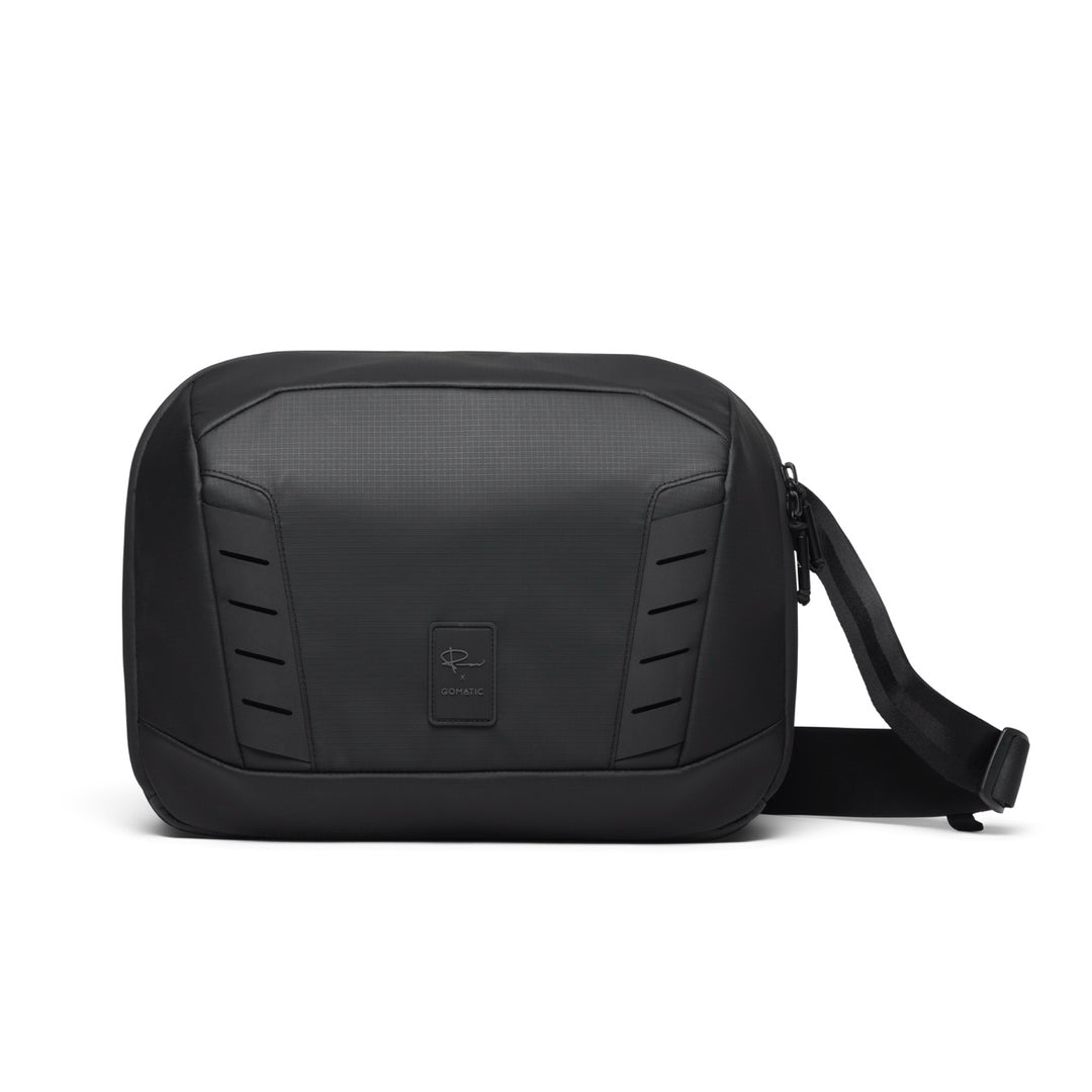 McKinnon Camera Messenger 13L