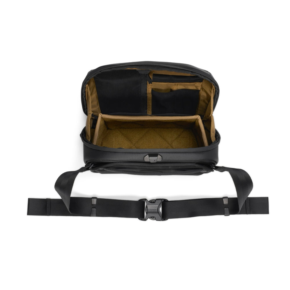 McKinnon Camera Sling 5L